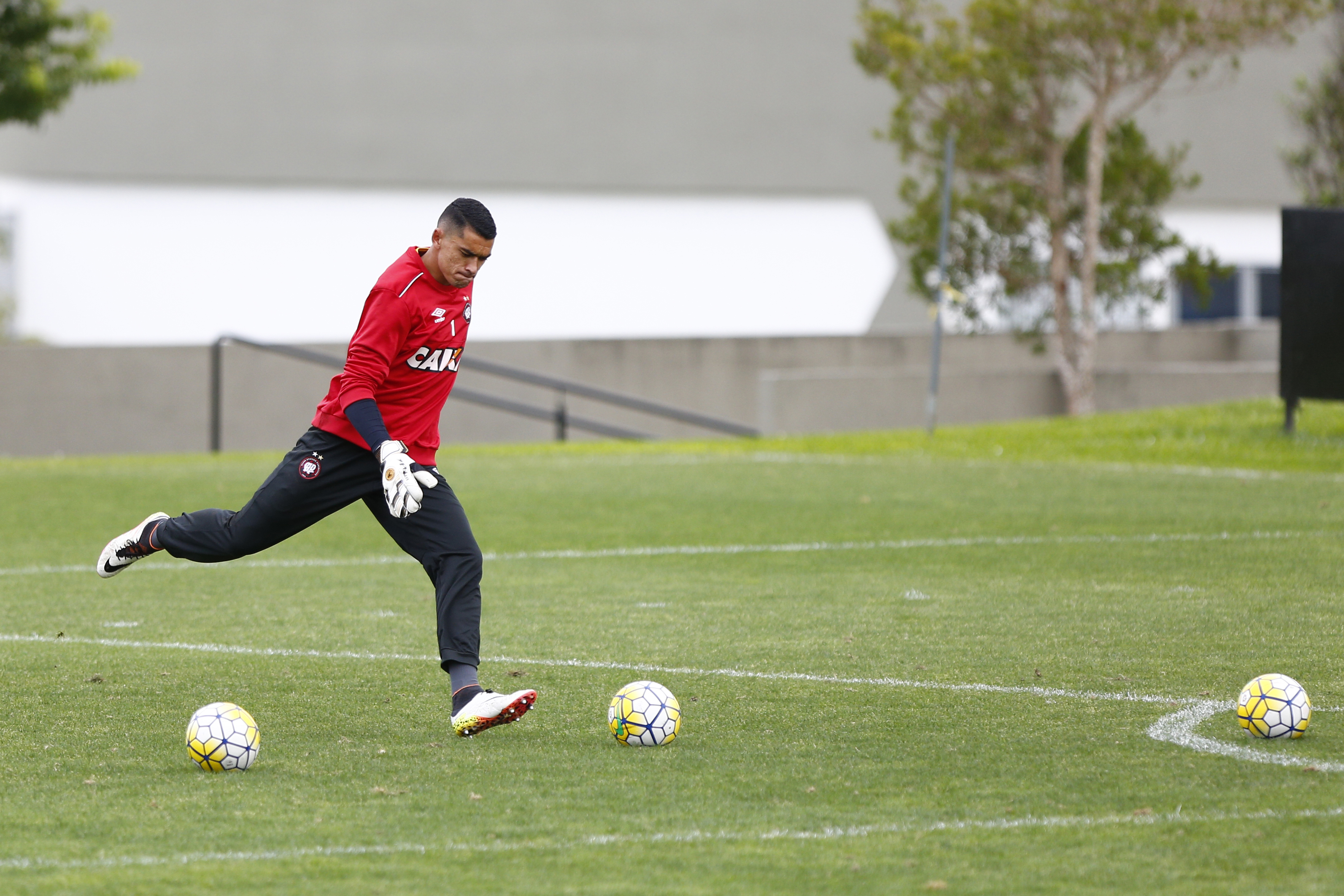 Santos substitui Weverton na partida do Atlético contra o Fluminense | Aniele Nascimento/Gazeta do Povo