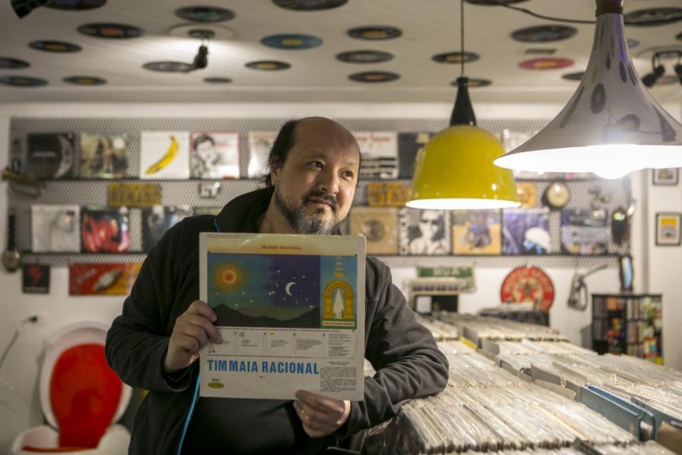 Horácio de Bonis, proprietário da Sonic Discos, lucra com a venda de vinis raros | Marcelo Andrade/Gazeta do Povo