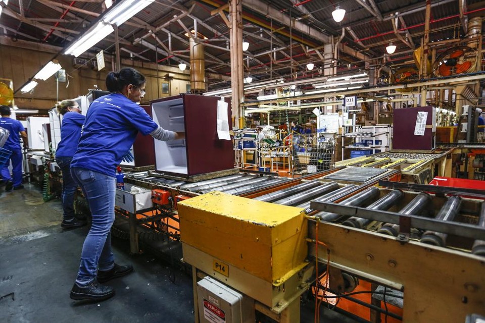 Governo estuda tornar definitivo programa de proteção a emprego | Jonathan Campos/Gazeta do Povo