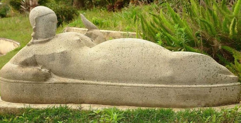 “Vestal Reclinada com Pássaro”, do modernista Victor Brecheret, superou em mais de duas vezes o seu valor inicial. | Reprodução/Aloisio Cravo Arte e Leilões