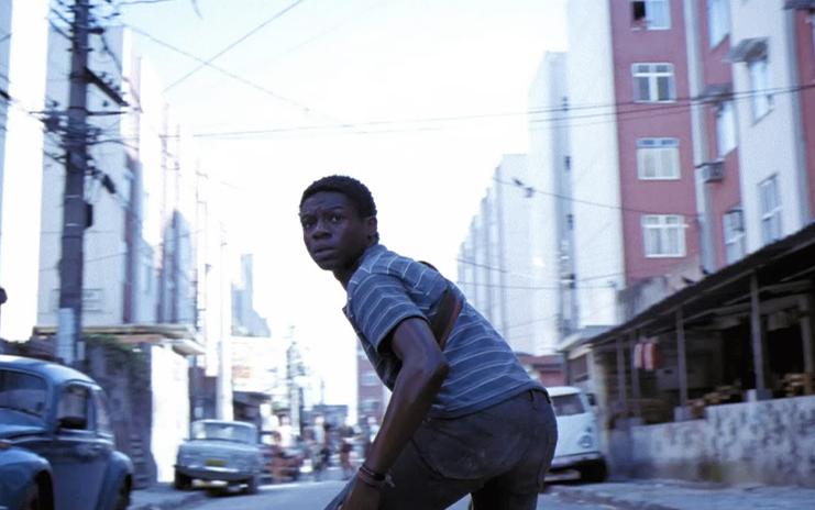 No episódio desta quarta-feira, programa vai esmiuçar a famosa sequência de abertura de “Cidade de Deus” em que uma galinha escapa de um churrasco. | Divulgação/