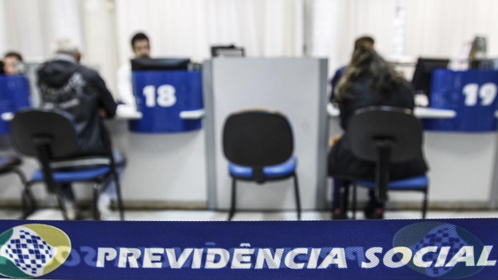 Pelas regras atuais, as mulheres podem se aposentar cinco anos mais cedo que os homens. A reforma da Previdência pode eliminar esse “bônus”. | Jonathan Campos/Gazeta do Povo