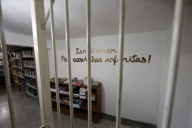 Entrada da biblioteca do CPM | Albari Rosa/Gazeta do Povo