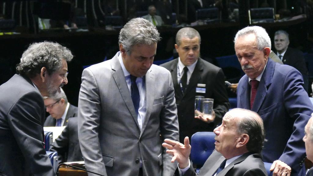 Aécio Neves teria prometido votos para garantir a urgência do pacote anticorrupção. | Roque de Sá/Agência Senado