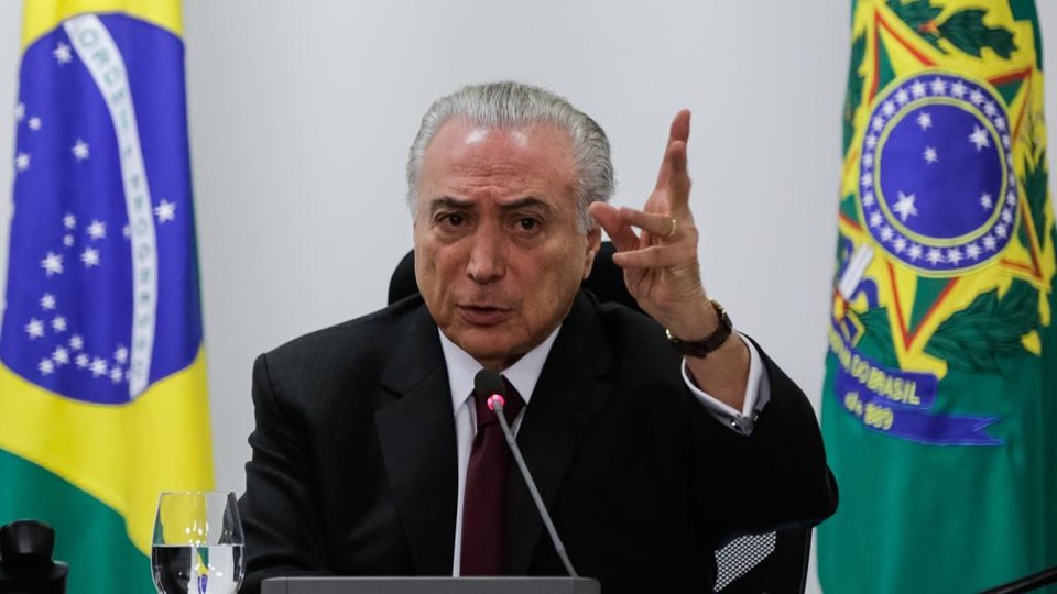 Senadores de oposição pedem renúncia de Michel Temer Presidente Michel Temer foi citado em delação de executivo da Odebrecht. | Marcos Corrêa/PR