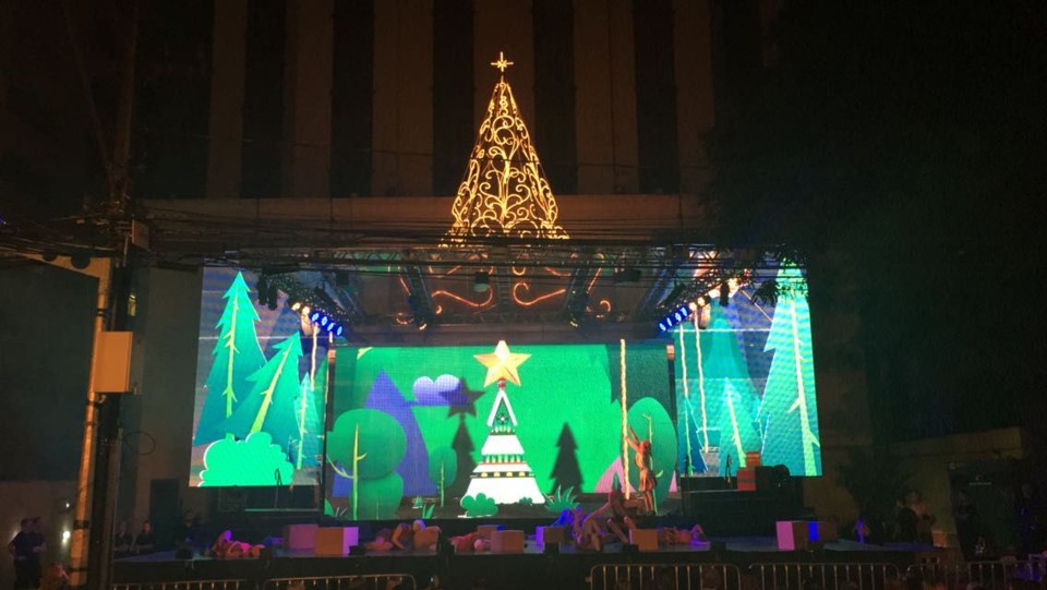 Show de Natal do Radisson Hotel reúne milhares em Curitiba | Julio Boll/Gazeta do Povo