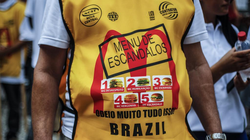 Sindicalista em protesto contra a rede em 2014. | Daniel Castellano / AGP/Daniel Castellano / AGP