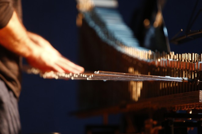 Detalhe do instrumento durante execução de uma música | Aniele Nascimento/Gazeta do Povo