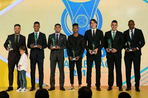 Palmeiras domina prêmio da CBF e jogador da Chapecoense é o ‘craque da galera’ | Ricardo Stuckert/CBF