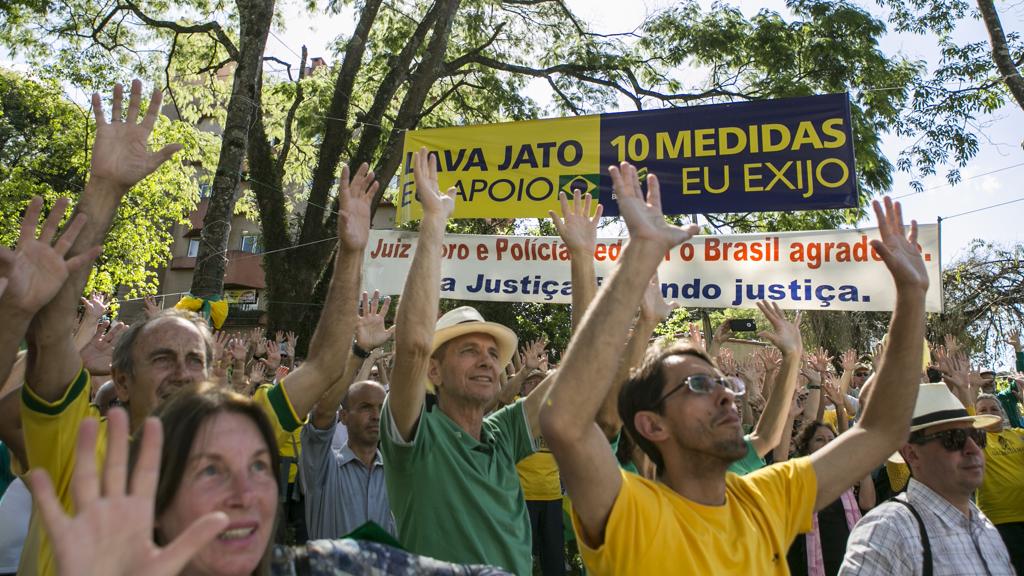 Curitiba terá protesto saindo da frente do prédio da Justiça Federal, local de trabalho do juiz Sergio Moro. | Marcelo Andrade/Gazeta do Povo