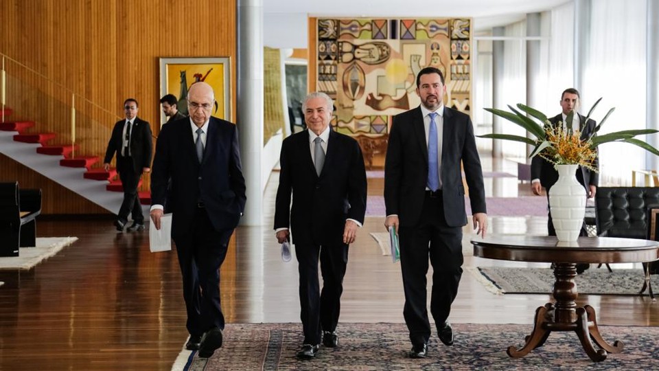 O presidente Michel Temer anunciou a reforma ao lado dos ministros da Fazenda, Henrique Meirelles, e do Planejamento, Dyogo Oliveira | Marcos Corrêa/PR