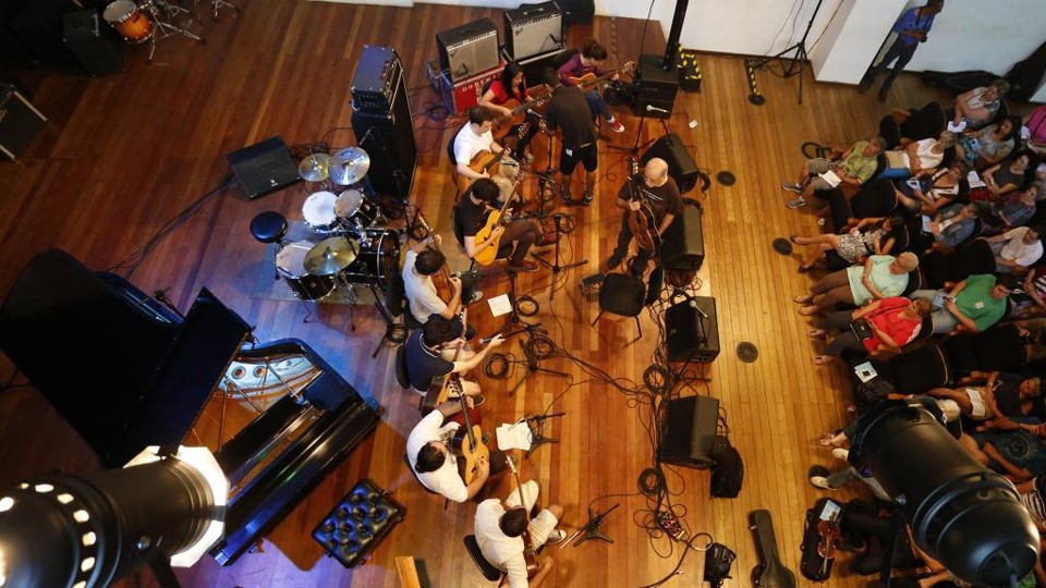 Oficina de Música: ameaçada por proposta de Greca | Henry Milleo/Gazeta