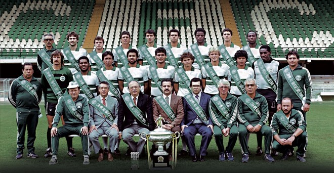 O inesquecível elenco formado por André, Edson, Marco Aurélio, Gil, Hélcio, Zé Carlos, Marildo, Toby, Rafael, Lela, Almir, Gomes, Heraldo, Luizinho, Vavá, Índio e Jairo. | Reprodução