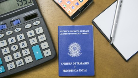 Pacote pode liberar FGTS para o pagamento de dívidas | Marcelo Andrade/Gazeta do Povo