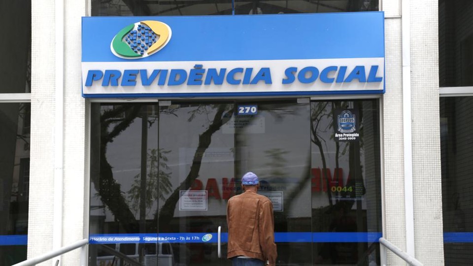 Partidos fazem gambiarra e PEC da Previdência avança na Câmara | Aniele Nascimento/Gazeta do Povo