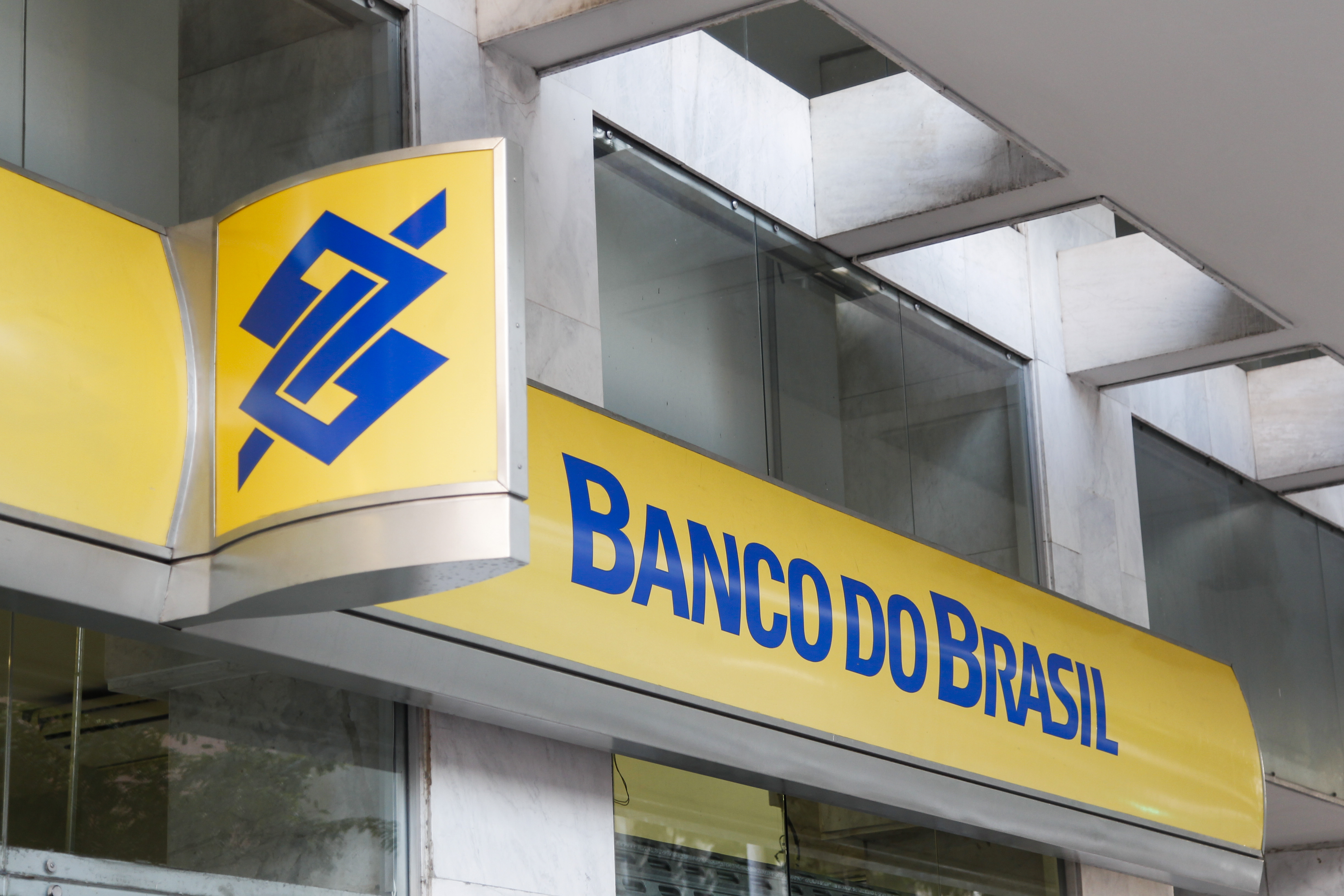 Estatais como o Banco do Brasil já estão cumprindo as regras, mas outras não. | Daniel Castellano/Gazeta do Povo