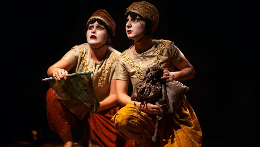 O texto tem como pano de fundo o assassinato em massa promovido pelo regime do Khmer Vermelho no Camboja | Maringas Maciel/Divulgação