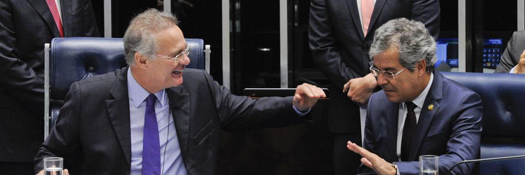 Renan Calheiros (à esq.) e Jorge Viana, na Mesa do Senado | Edilson Rodrigues/Agência Senado