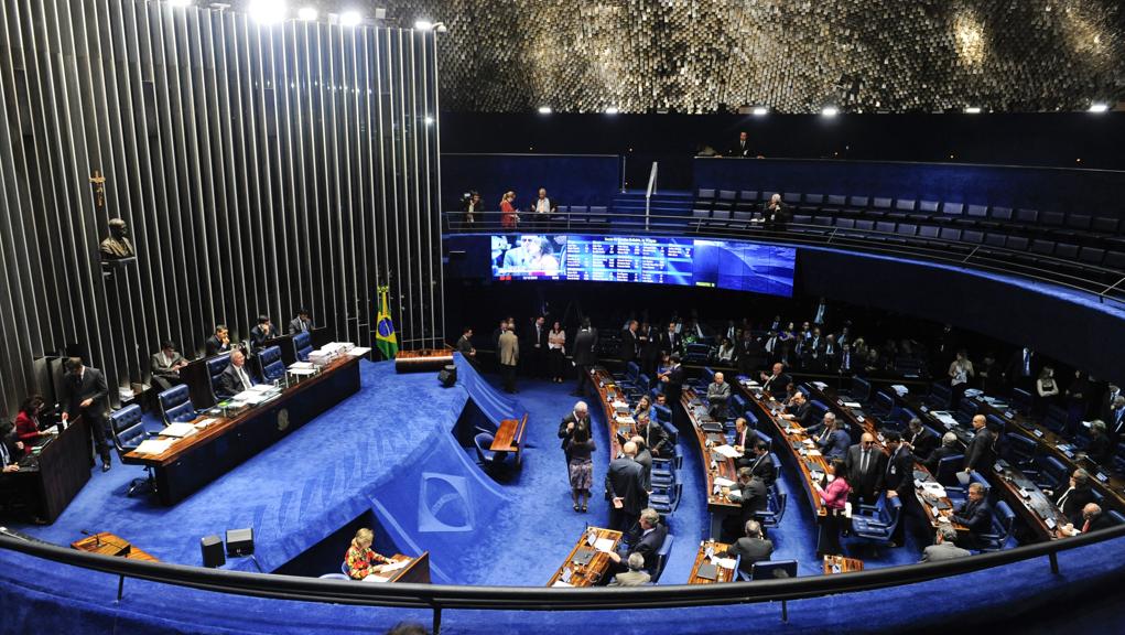 Presidente do Senado, Rena n Calheiros, conduziu a votação do pacote. | Jonas Pereira/Jonas Pereira/Agência Senado