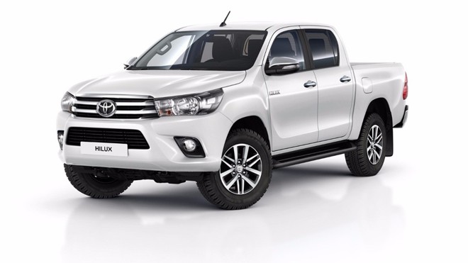 TOYOTA HILUX: A picape média feita na Argentina se saiu ainda melhor bem na proteção de crianças devido aos novos Sistemas de Retenção Infantil (SRI). A unidade testada trazia três airbags (incluindo o de joelho para o motorista), cinto de três pontos para todos os ocupantes e ancoragens Isofix. Controles de estabilidade e de tração e assistente de rampa vem de série a partir da versão SRV 4x2 (R$ 121.300) Motores: 2.7 flex, de 163 cv, e 2.8 turbodiesel, de 177 cv. Preços: a partir de R$ 112.150 (cabine dupla). |
