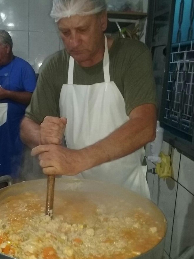 Voluntários do Risoto de Rua | Divulgação/Risoto de Rua