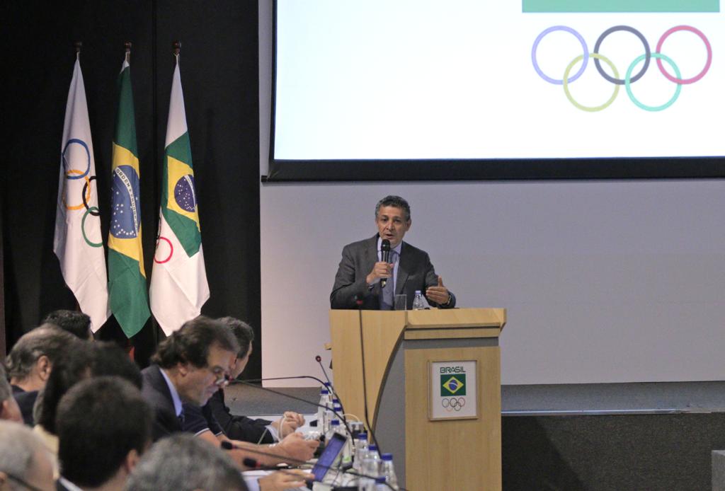 Diretor de esportes do COB, Agberto Guimarães durante a apresentação da distribuição de recursos da Lei Agnelo/Piva 2017. | Rafael Bello/COB