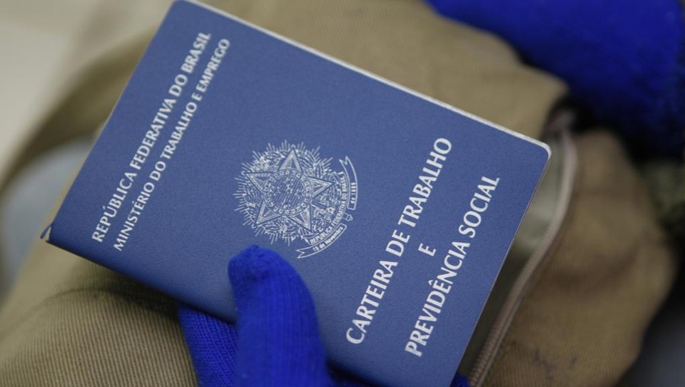 Governo estuda permitir contratação por hora e ampliar trabalho temporário | Aniele Nascimento/Gazeta do Povo