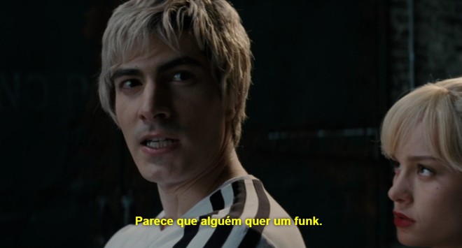 Todd, interpretado por Brandon Routh, diz à ex-namorada que Scott queria intimidá-lo. Ou seja, neste o verbo “to funk” não foi traduzido | Reprodução