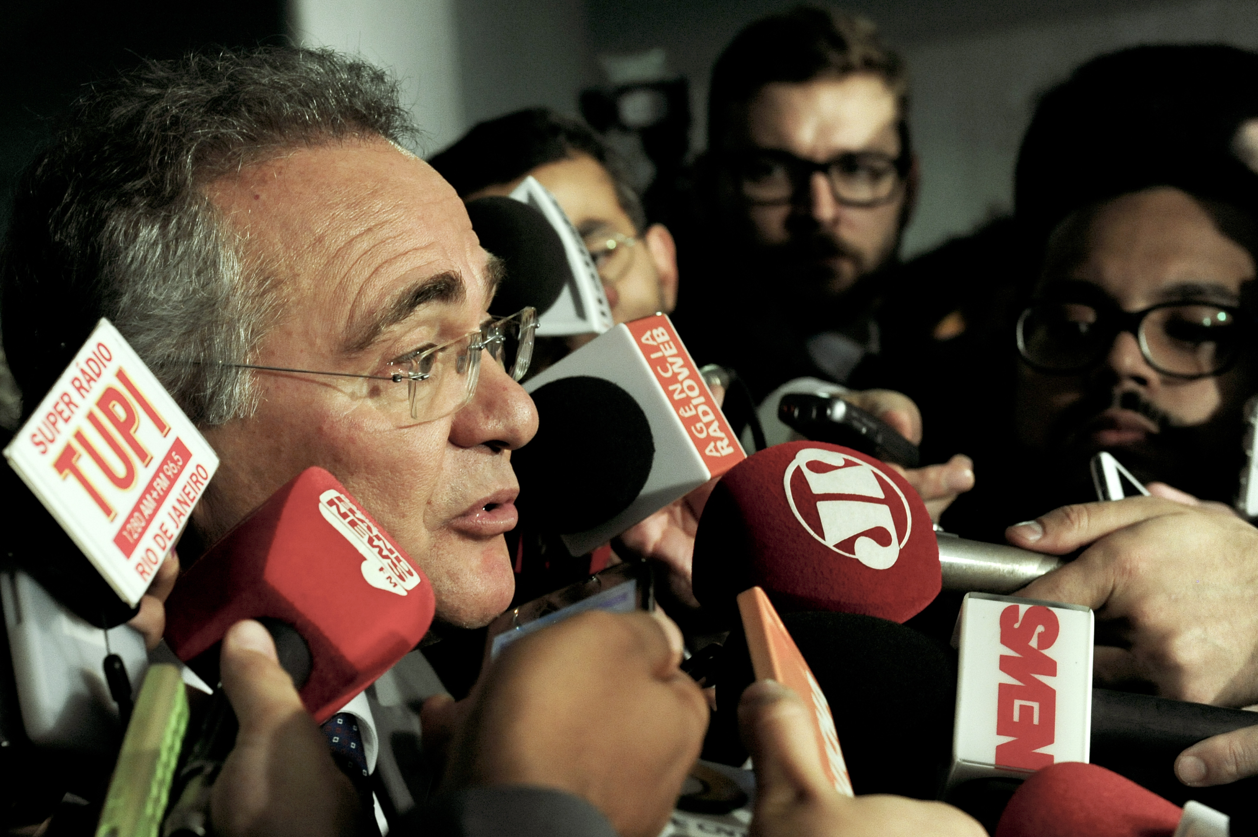 Renan Calheiros dá entrevista após a decisão de desobedecer | Jonas Pereira/Agência Senado