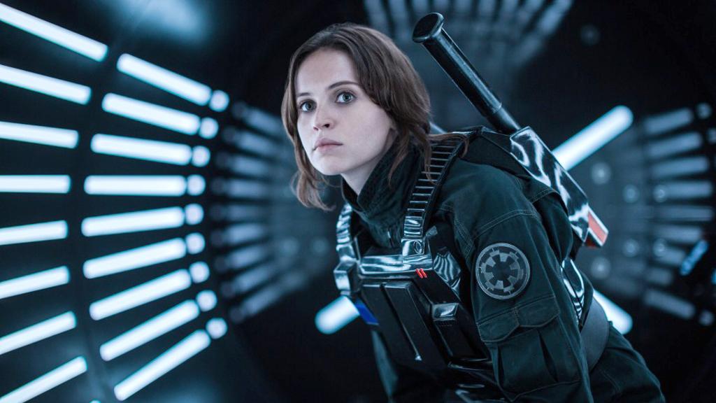 Felicity Jones vive Jyn, a protagonista de “Rogue One” | Jonathan Olley/Lucasfilm-Walt Disney Studios