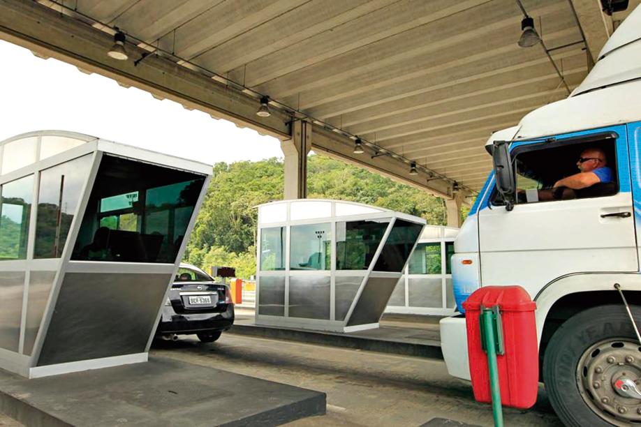 Na quinta-feira (29), entra em vigor a nova tarifa na Autopista Régis Bittencourt. | Antônio More / Agência de Notícias Gazeta do Povo