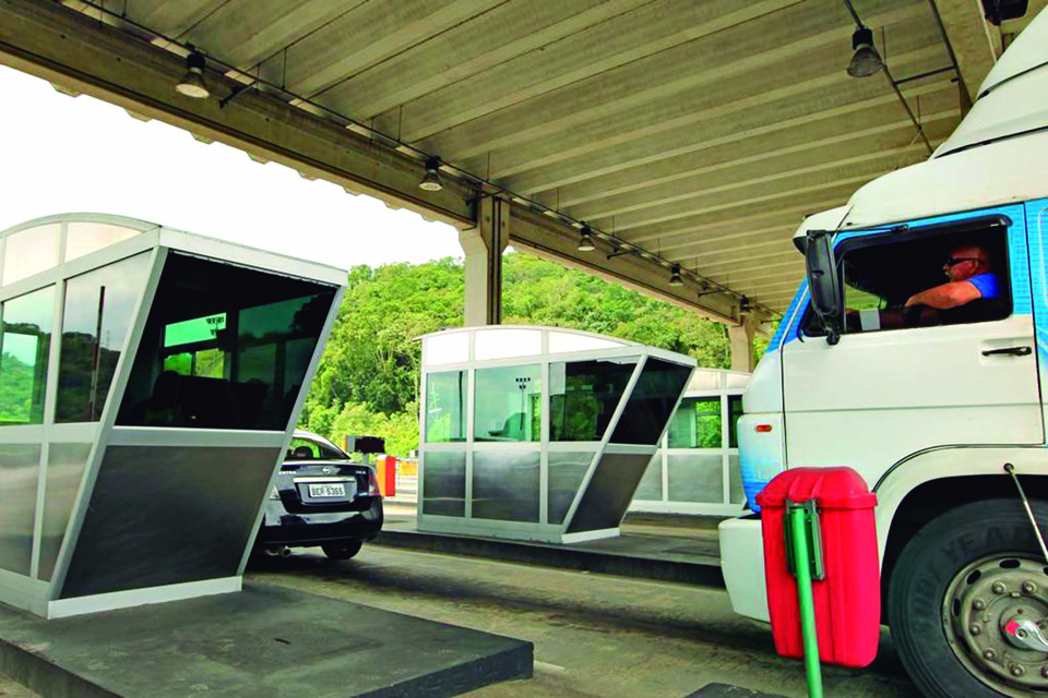 Na quinta-feira (29), entra em vigor a nova tarifa na Autopista Régis Bittencourt. | Antônio More / Agência de Notícias Gazeta do Povo