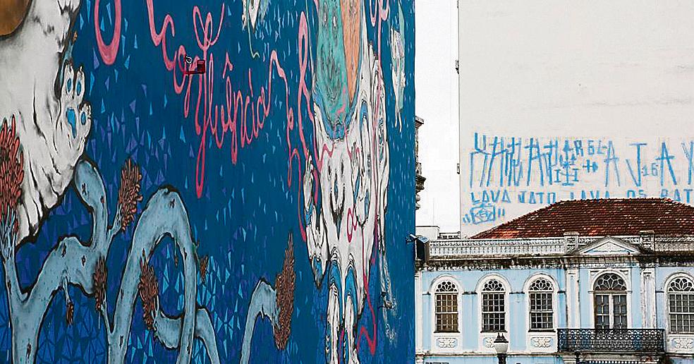 No Centro de Curitiba, pichações e grafites são manifestações comuns | Henry Milleo/Gazeta do Povo