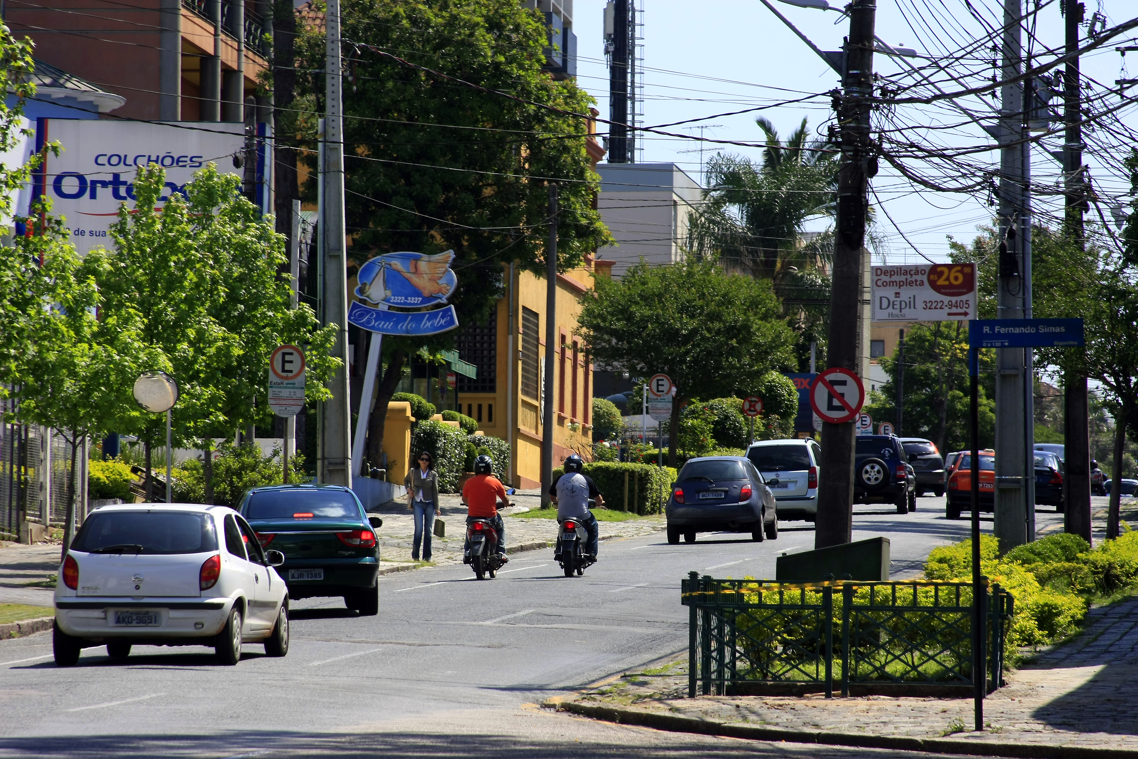 Confusão foi em área próxima à Praça da Espanha | Daniel Derevecki/Gazeta do Povo
