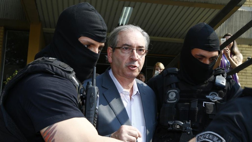 Eduardo Cunha pede ao STF a anulação da cassação na Câmara Cunha, quando foi preso e transferido para Curitiba | Aniele Nascimento/Gazeta do Povo/Arquivo