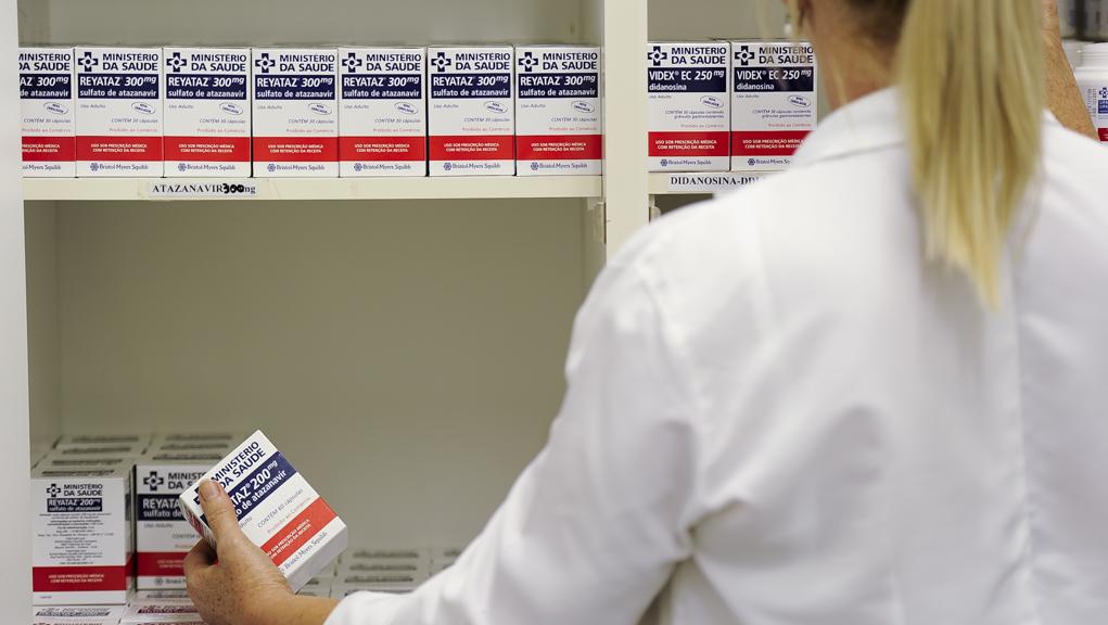 Fornecimento de medicamentos de alto custo é o tema de um dos processos que estavam nas mãos de Teori Zavascki | Fábio Dias/Arquivo Gazeta do Povo