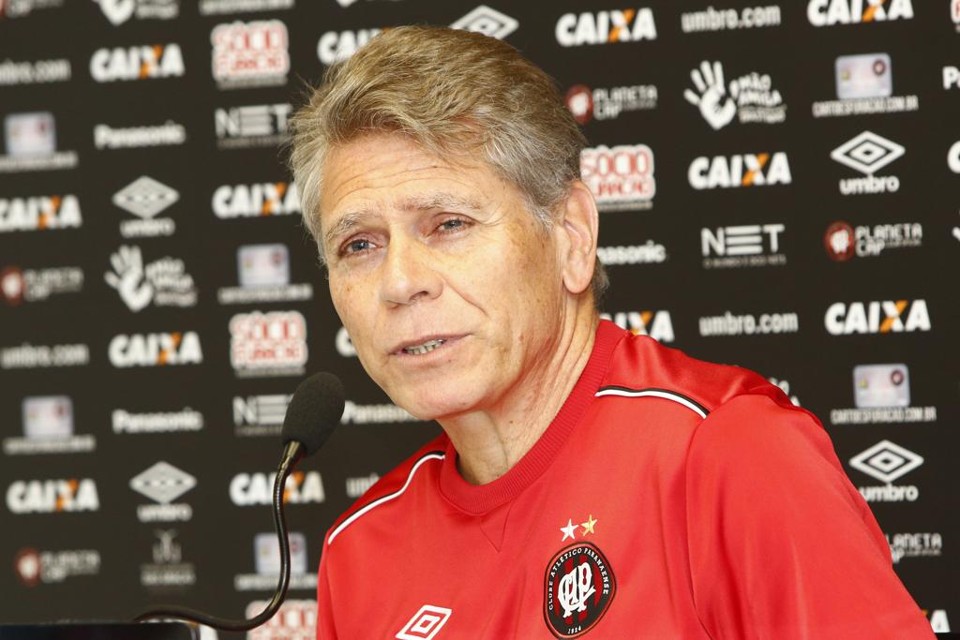 Paulo Autuori irá preservar o time titular para a Libertadores da América. | Aniele Nascimento/Gazeta do Povo
