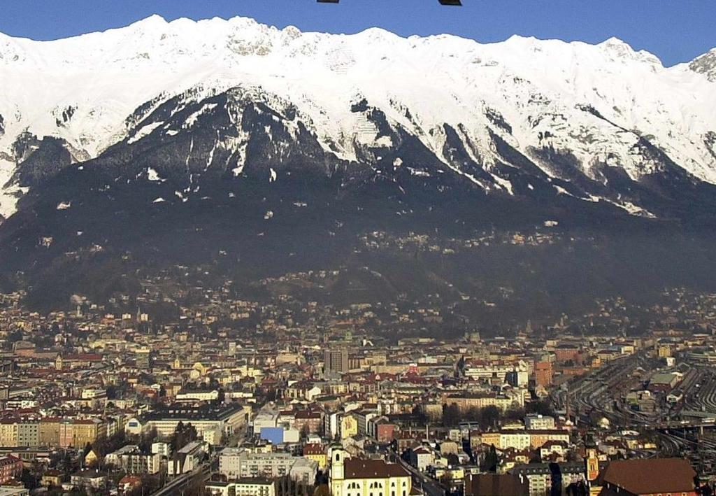 Denúncia falava que sírio teria a intenção de cometer um atentado na cidade de Innsbruck . | Matthias Schrader/AFP