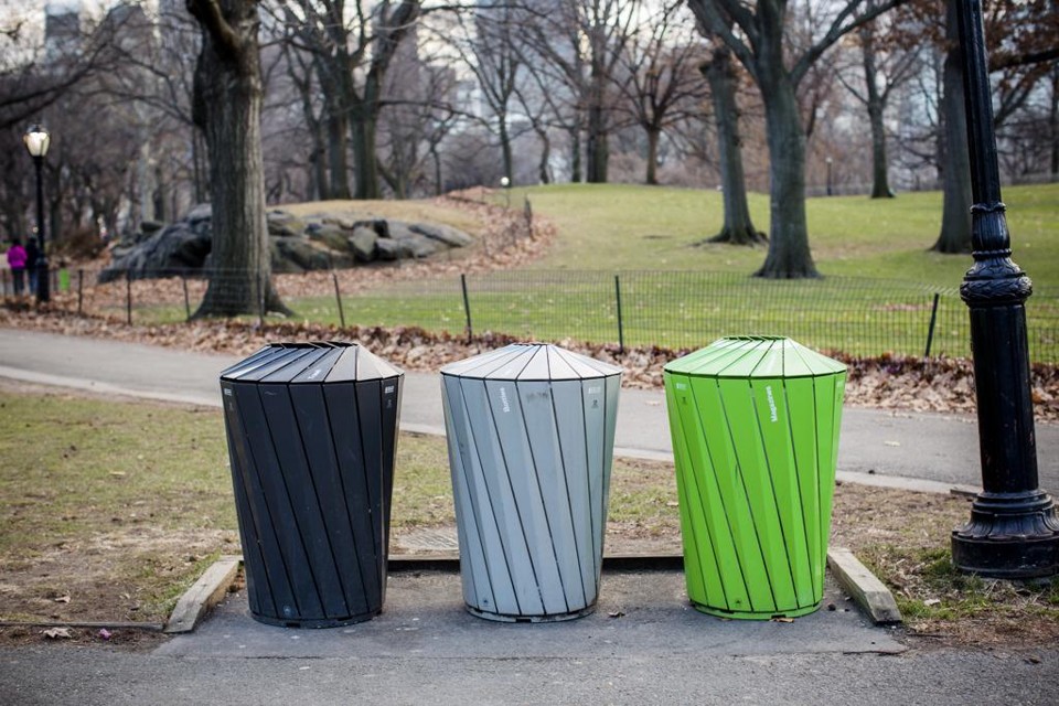 Como manter um parque limpo mesmo com 42 milhões de visitantes ao ano? O Central Park consegue. | Stephen Speranza/NYT