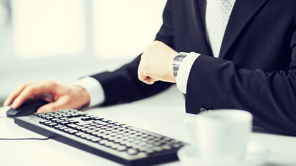 Pagamento possibilita participação em concorrências públicas e outros benefícios | /Shutterstock