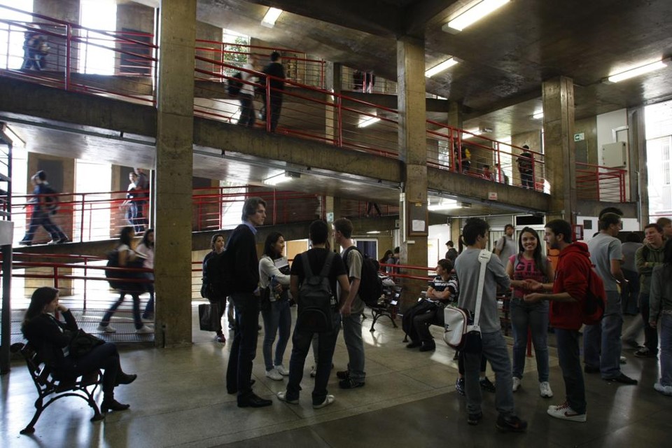 A UTFPR é uma das instituições públicas que utilizam o Sisu como forma de ingresso | Marcelo Elias/Agencia de Noticias Gazeta do Povo