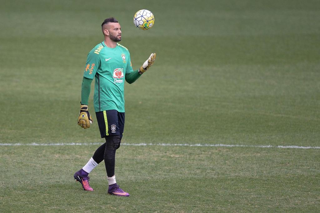 Weverton vai começar jogando contra a Colômbia. | Pedro Martins/Mowa Press