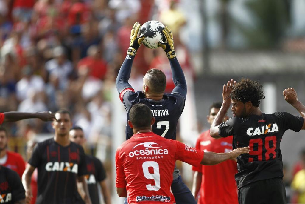 | Gerson Klaina/Tribuna do Paraná