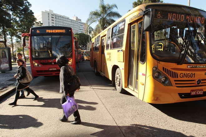 Fevereiro é o mês do reajuste dos salários dos motoristas e cobradores e também da tarifa técnica do transporte coletivo | Antônio More / Agência de Notícias Gazeta do Povo/Antônio More / Agência de Notícias Gazeta do Povo