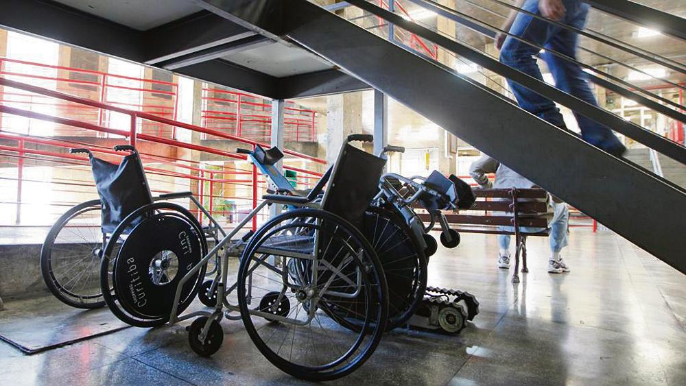 Deficientes de famílias menos favorecidas historicamente têm menores chances de chegar ao ensino superior | Daniel Castellano/Gazeta do Povo