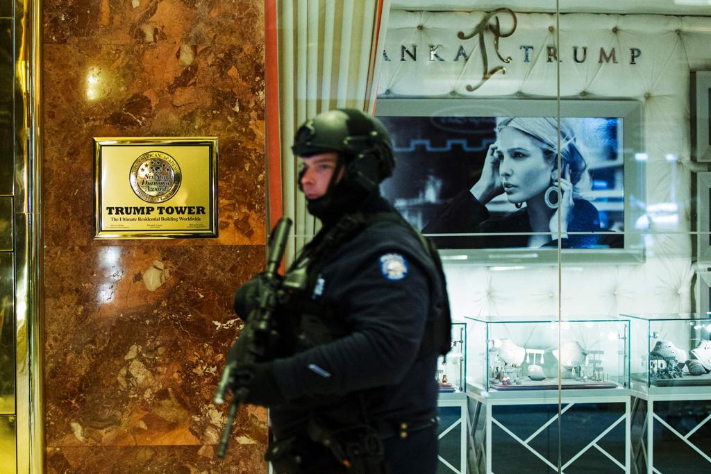 A Quinta Avenida, onde Trump mora, precisa ser resgatada e a mulher que fechou a Times Square para os carros sabe como fazer isso. | Eduardo Munhoz Alvarez/AFP