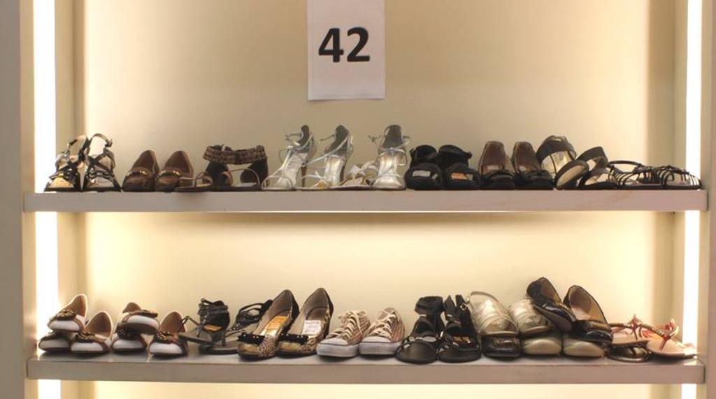 Loja Pé de Anjo vende sapatos para pessoas com pés grandes | Reprodução/Facebook/Pé de Anjo/