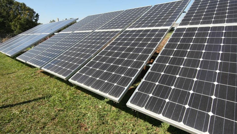 Financiamento mais amigo aproxima energia solar do bolso das empresas | Aniele Nascimento/Gazeta do Povo