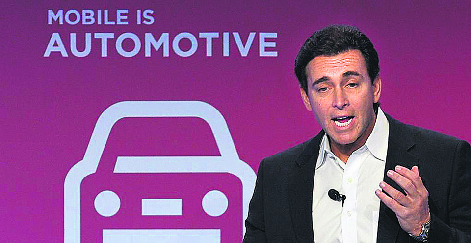 À CNN, o diretor-executivo da Ford, Mark Fields, afirmou que a montadora não fez um acordo com Trump | LLUIS GENE/AFP