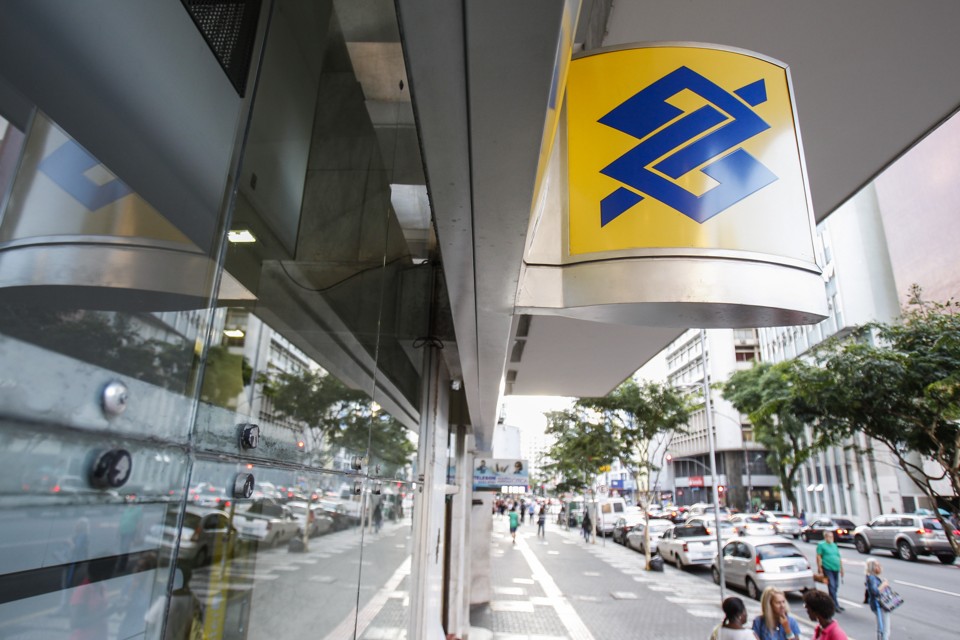 Banco do Brasil já tem 350 mil clientes em modalidade que permite abertura de conta pelo celular. | Daniel Castellano/Gazeta do Povo